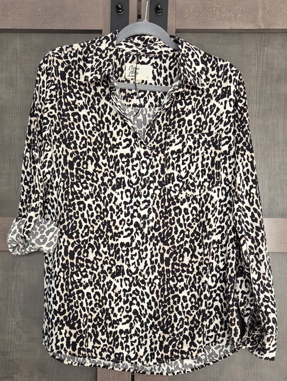 C’est Femme Leopard Print Button-Front Blouse – NWT